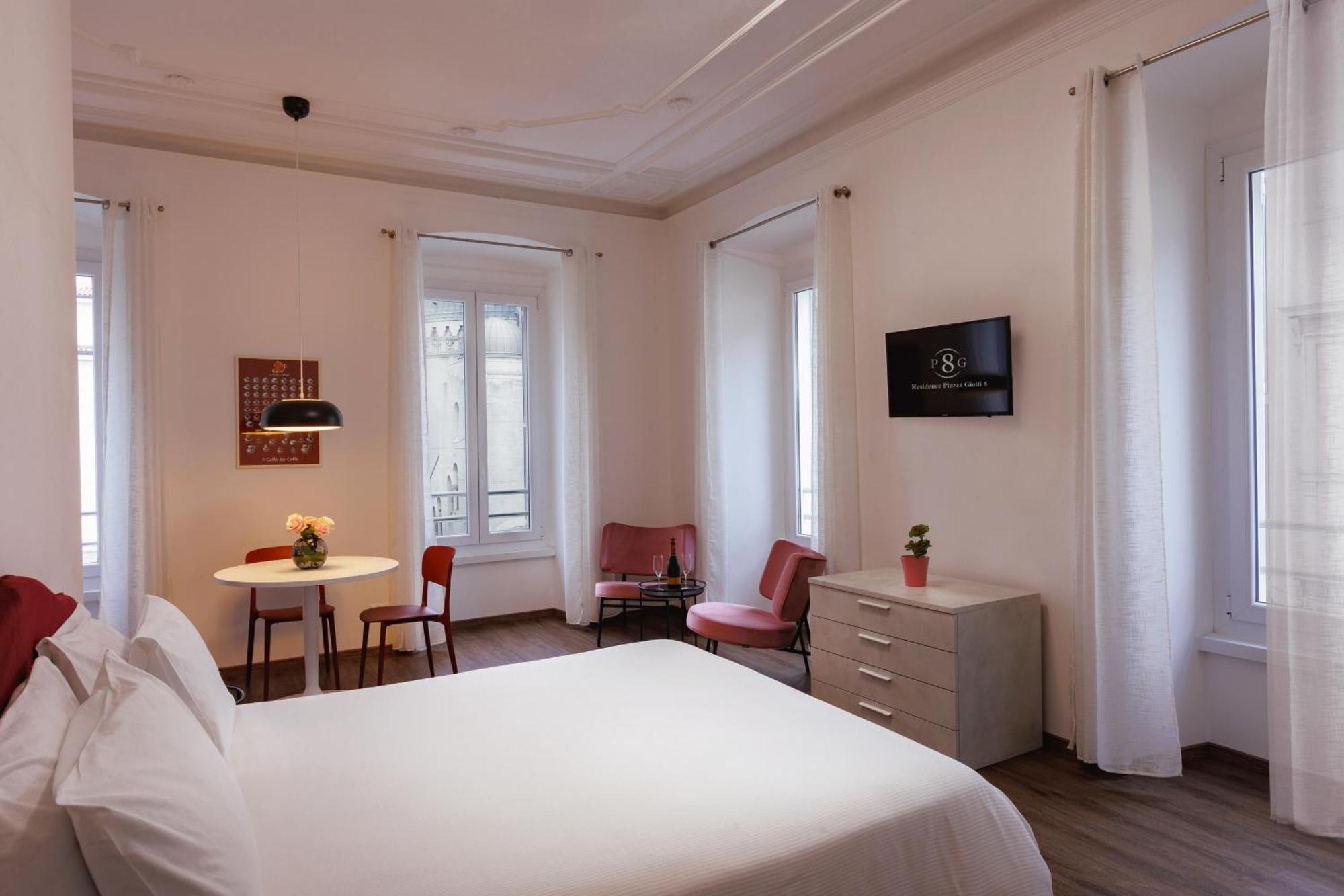טריאסטה Residence Piazza Giotti 8 מראה חיצוני תמונה