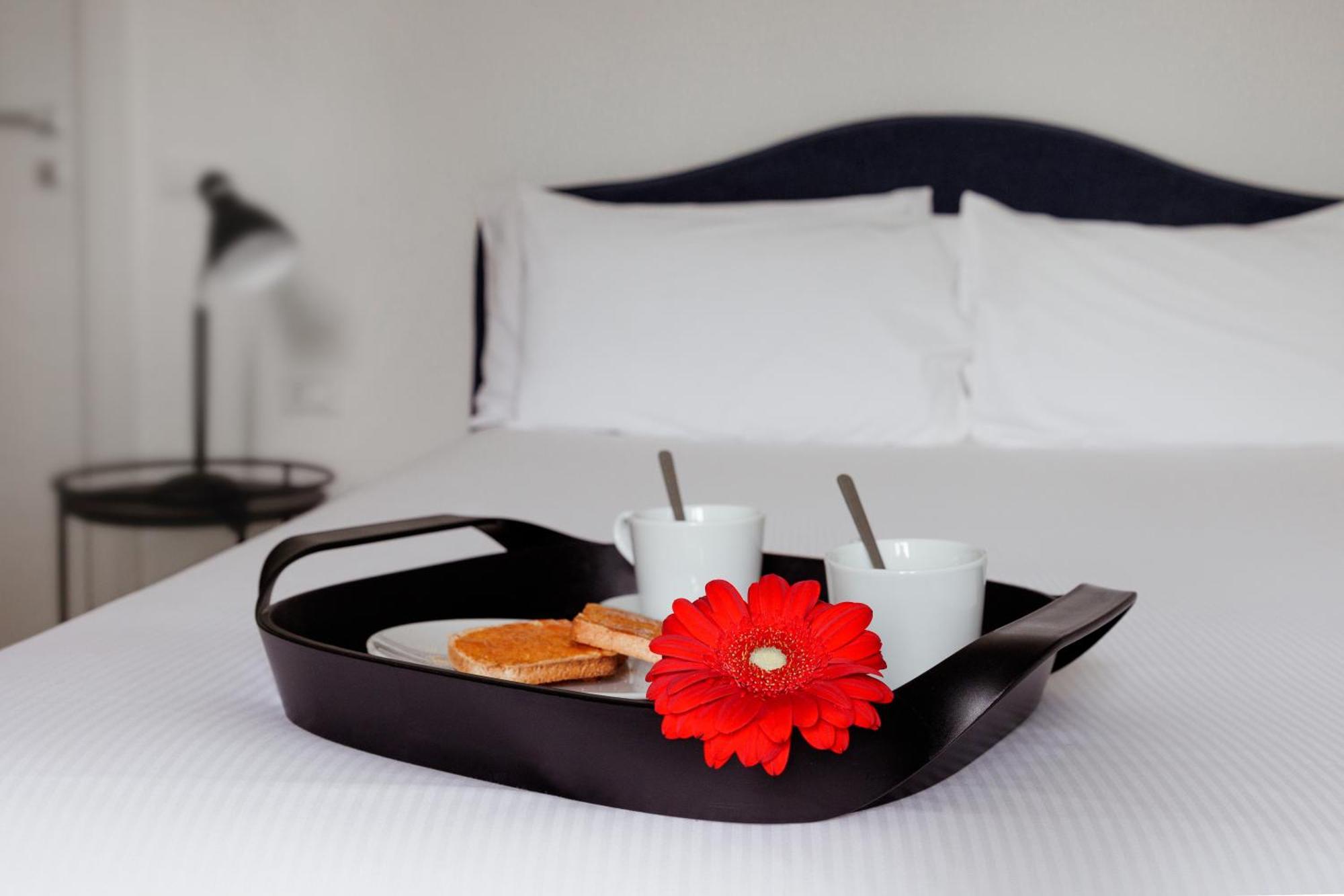 טריאסטה Residence Piazza Giotti 8 מראה חיצוני תמונה