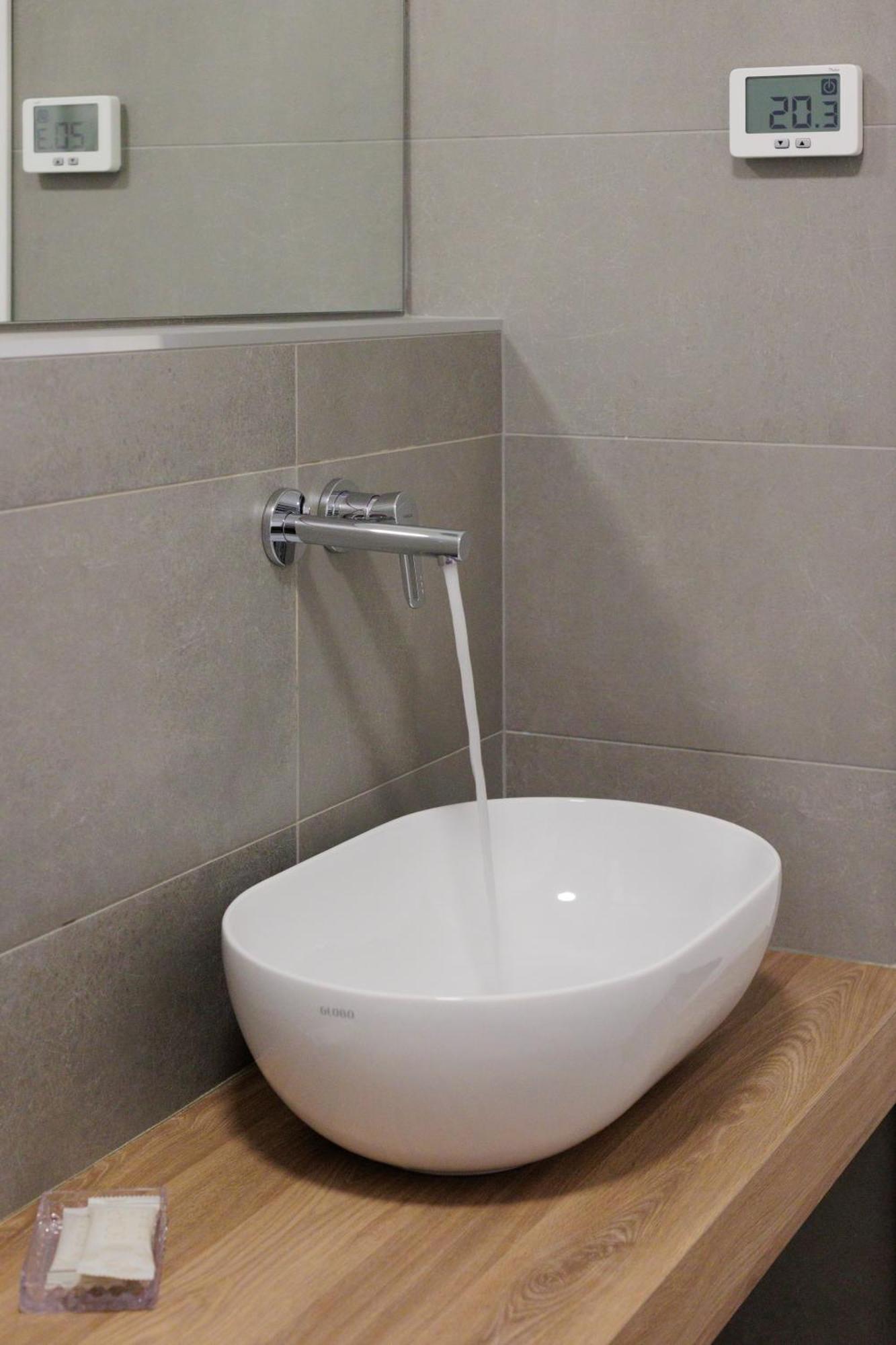 טריאסטה Residence Piazza Giotti 8 מראה חיצוני תמונה