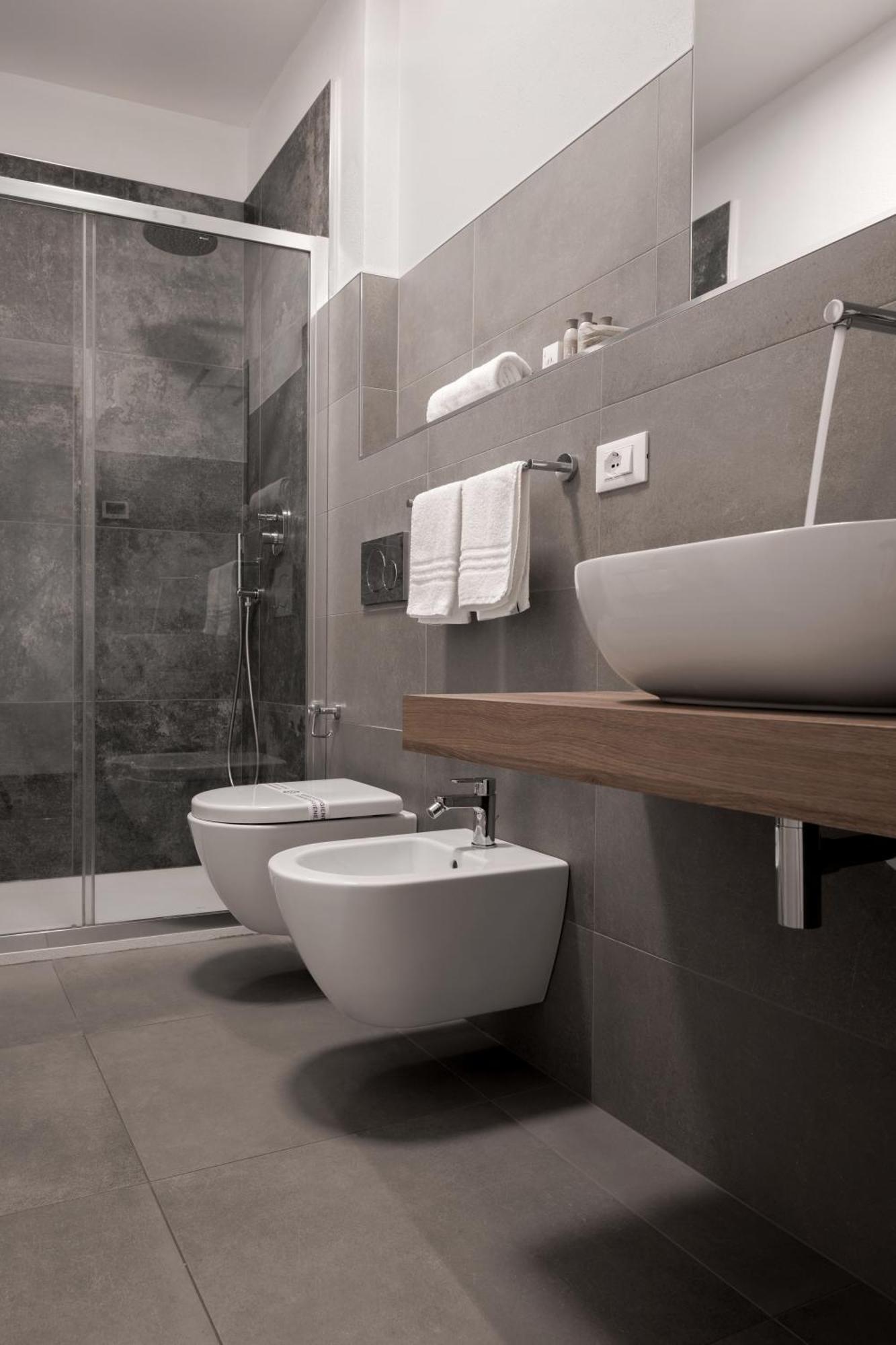 טריאסטה Residence Piazza Giotti 8 מראה חיצוני תמונה