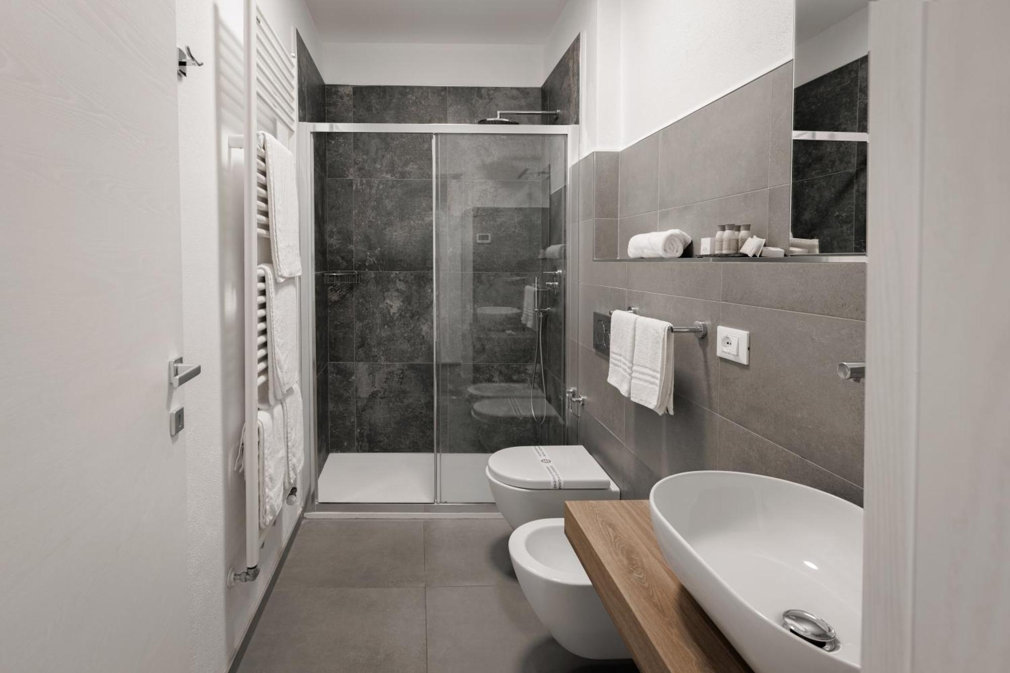 טריאסטה Residence Piazza Giotti 8 מראה חיצוני תמונה